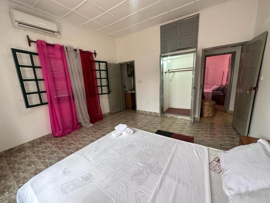 J Nova Lda Apartment Сао Томе Екстериор снимка